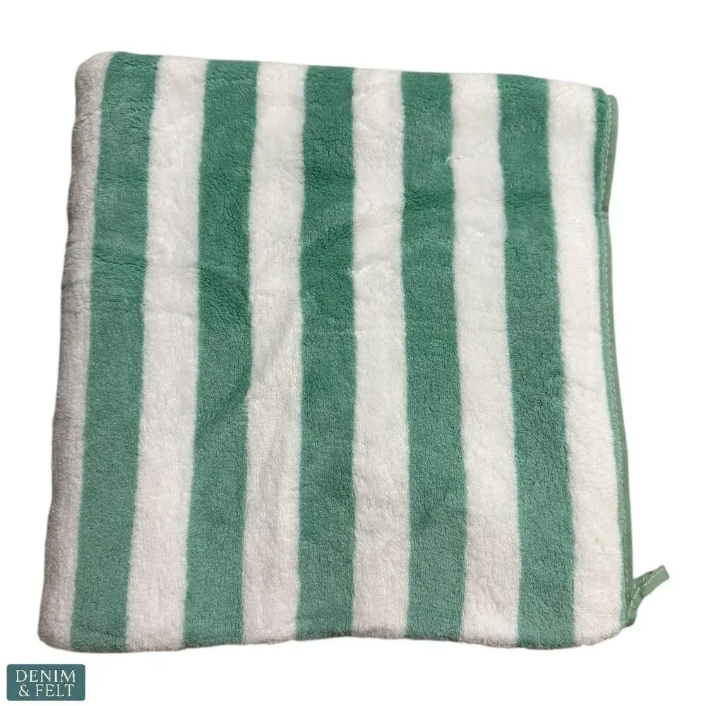 NEW Green‎ White Striped Plush Bath Towel Soft Cozy Spa Beach Pool Oversized
